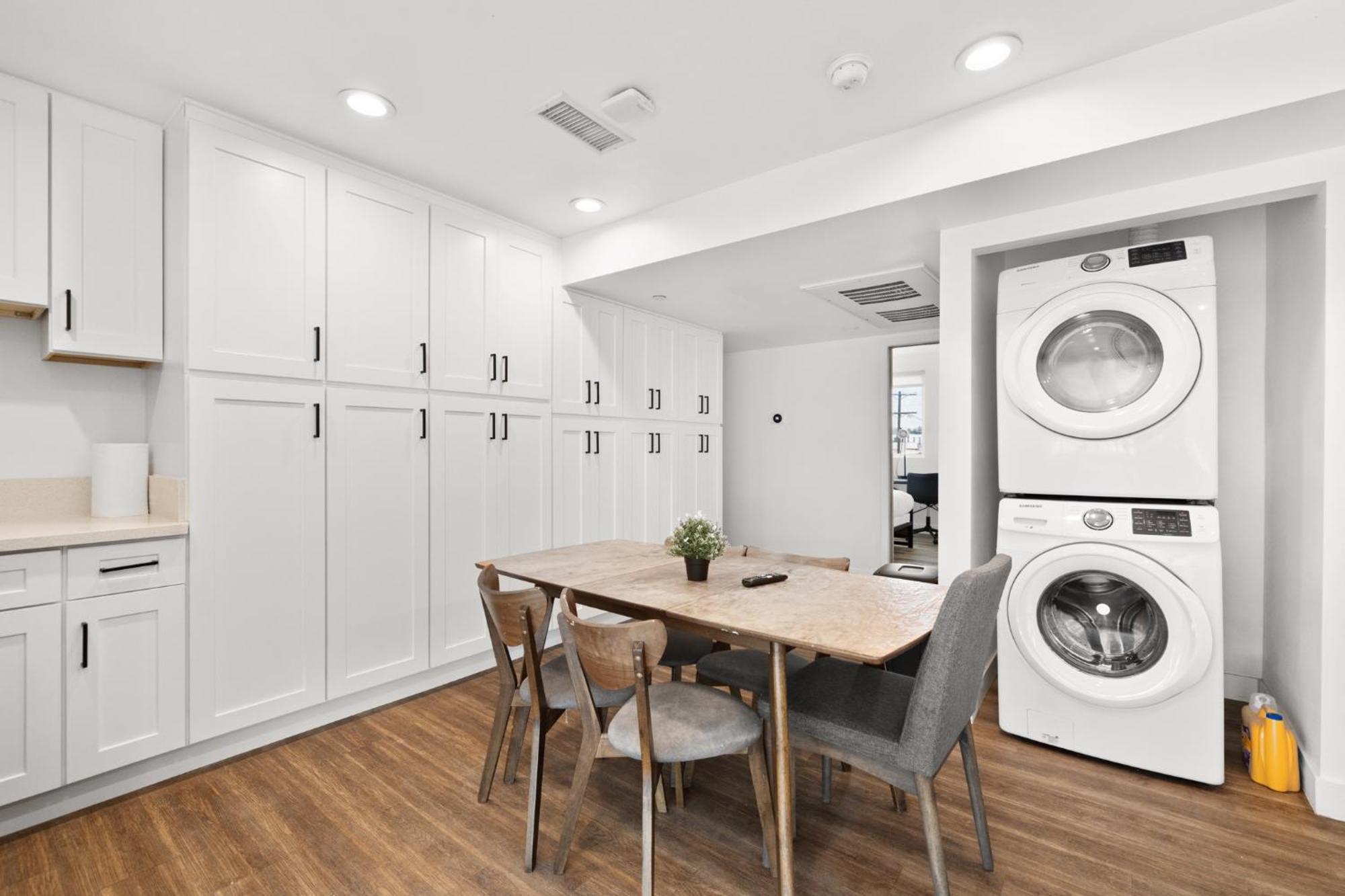 Perfect Location Near Usc, 1Bedroom With Shared Access Los Angeles Exterior photo